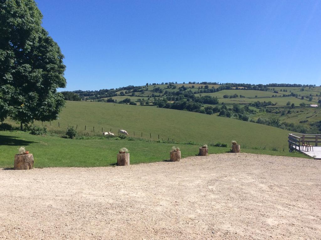 Domaine De Noyer Bed & Breakfast Saint-Christophe-en-Brionnais Exterior foto